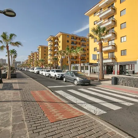 Avenida Maritima *